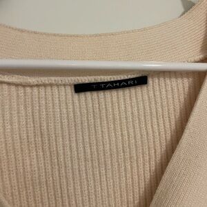 T Tahari Cream Ribbed Sweater
